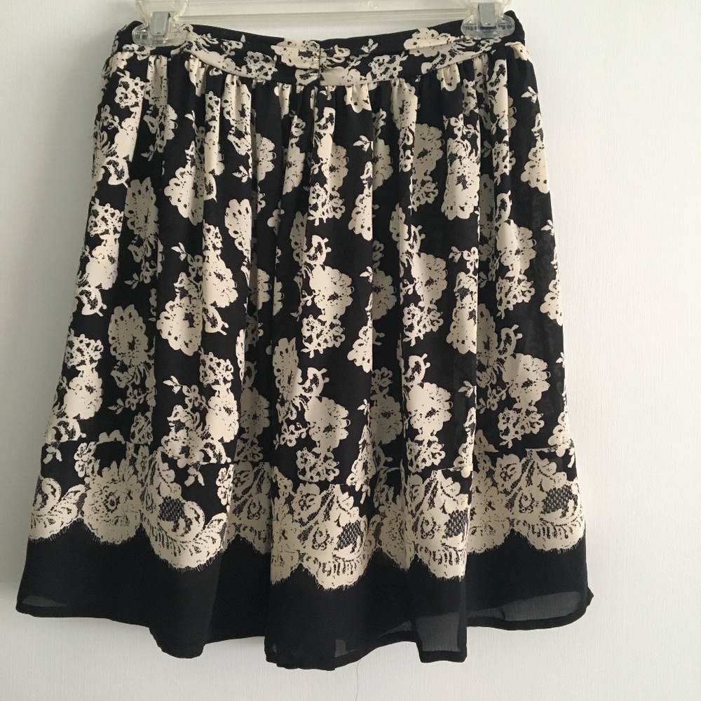 Urban Outfitters Reformed Floral Skirt Size 0